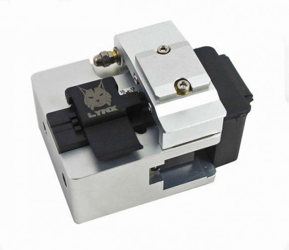 FIB LYNX Fiber Optic Cleaver w/Lighted Work Station FIB LYNX Fiber Optic Cleaver w/Lighted Work Station