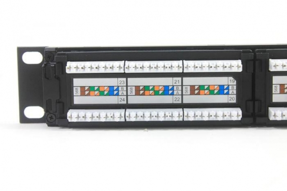SIGNAMAX Copper Patch Panel 24-Port Category 5e 1U