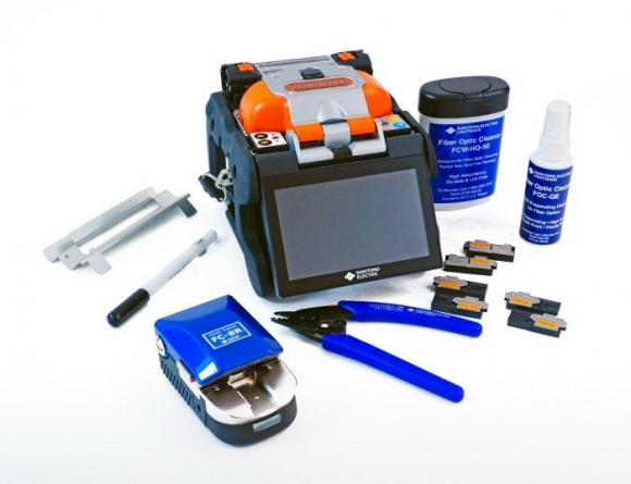 Sumitomo Fusion Splicer Kit Type Q102CA Quantum with FC8R Precision Cleaver